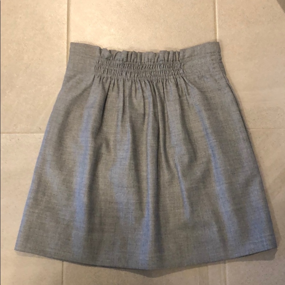 Wool polyester blend gray skirt